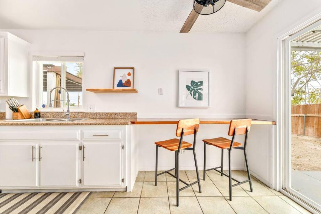 Palm Vista Retreat *Hot Tub/Cowboy Pool/Hammocks* Villa Joshua Tree Luaran gambar